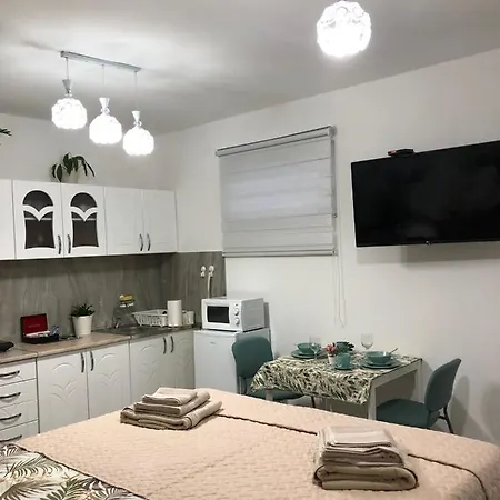 Lotos Apartment *